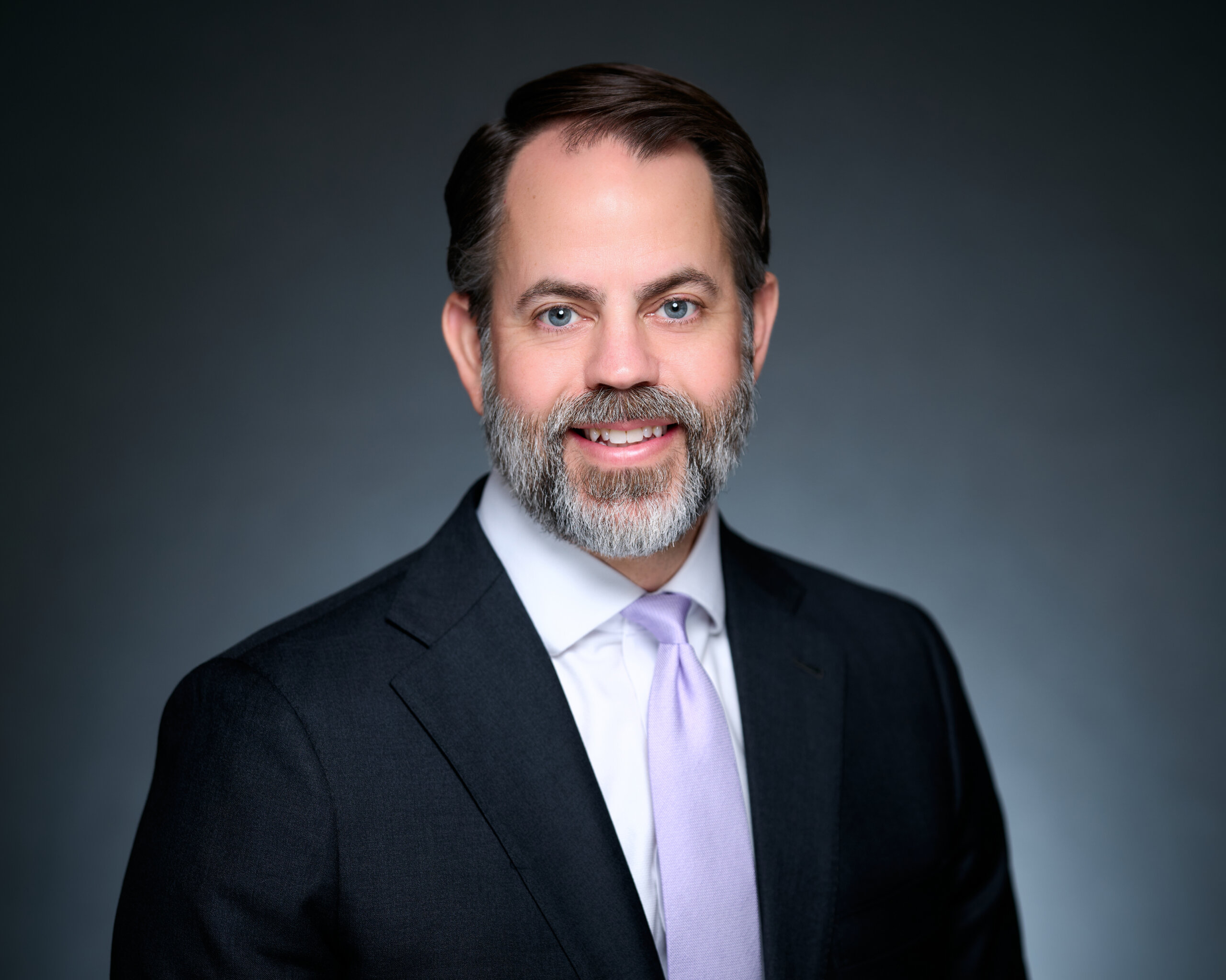 Scott Eisner Headshot