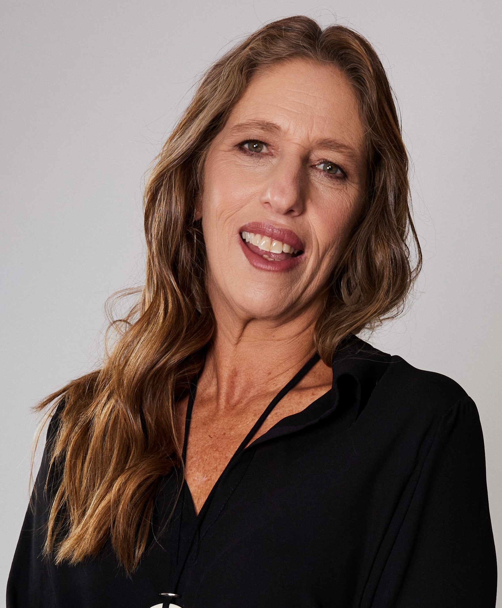 BETTINA GRAJCER